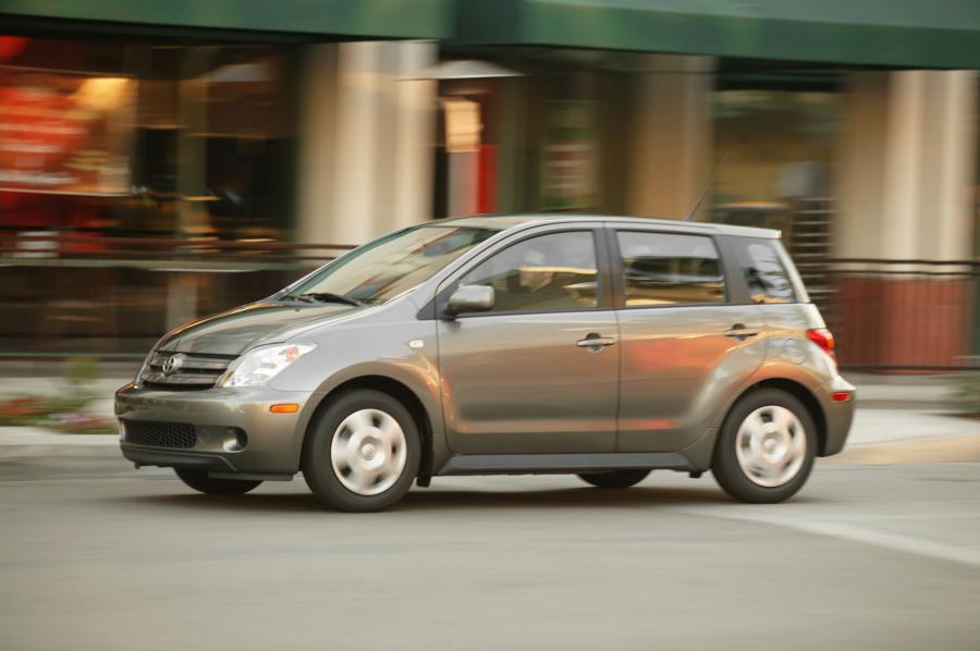  Scion xA 2003 года  (фото 5 из 25)